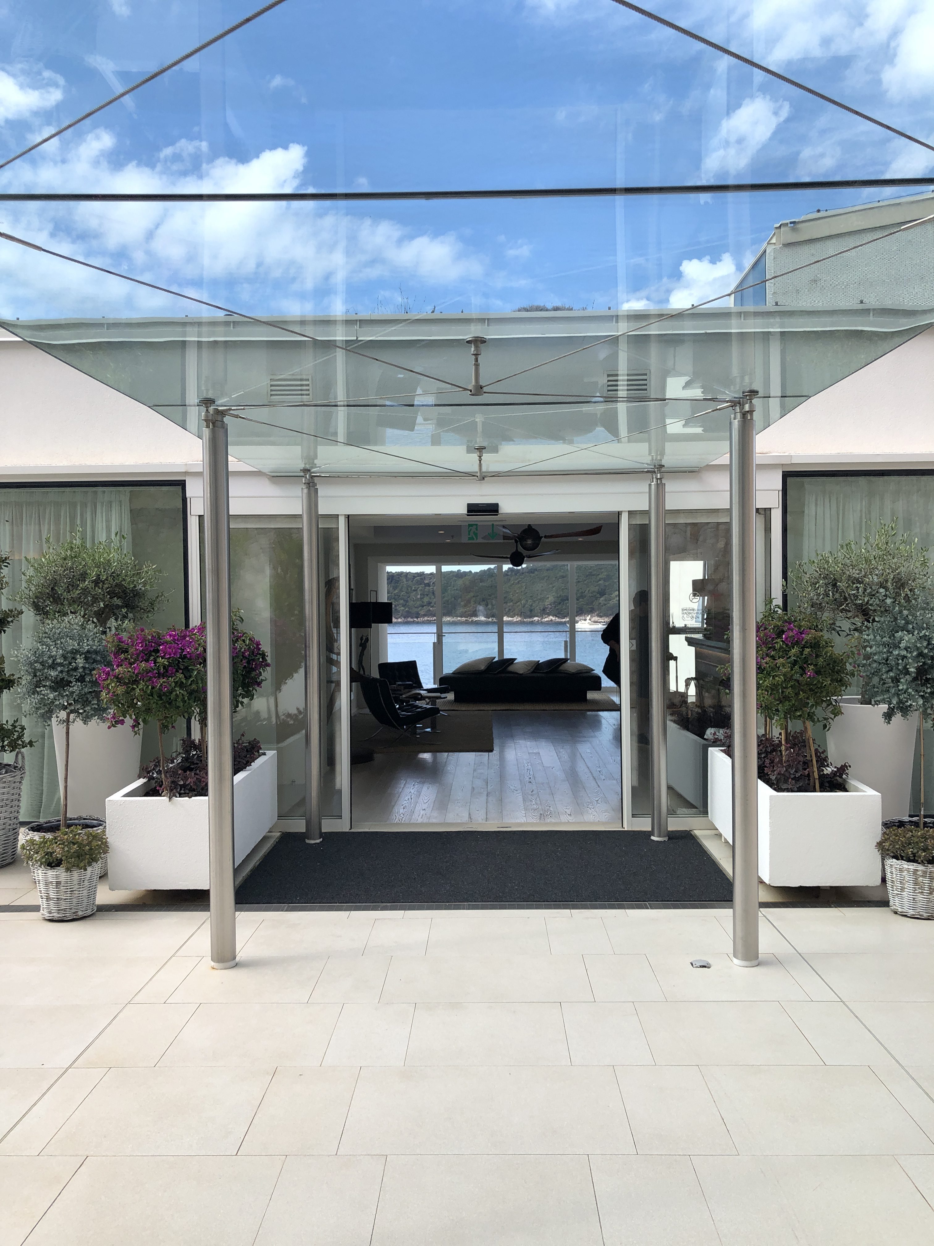 Villa Dubrovnik Entrance - 5 Star Hotel
